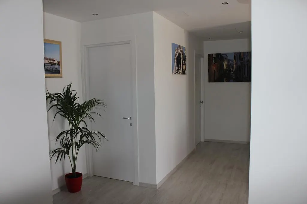 Abaven Hotel Venice 0*,